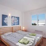 Beachfront With Sea View Apartment
