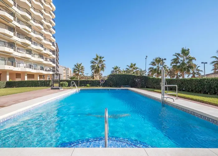 Beachfront With Sea View * פואנגירולה