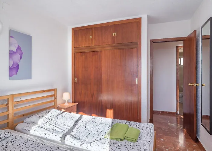 Beachfront With Sea View * פואנגירולה